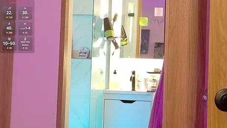 LovesKingdom webcam model stream image