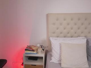 Noah Avery webcam model stream image