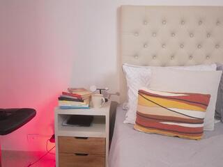 Noah Avery webcam model stream image
