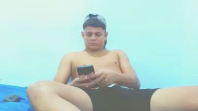 latinhot_02 webcam model stream image