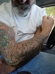 Hotbodyscottie webcam model stream image