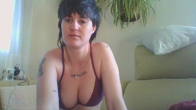 Missnaughty33 webcam cam4 model stream image