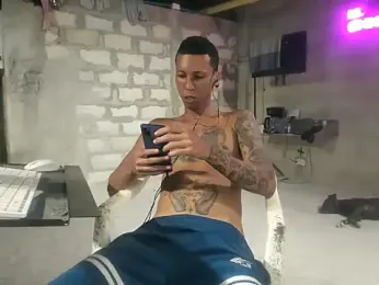 EL-CHICLE-TV webcam model stream image