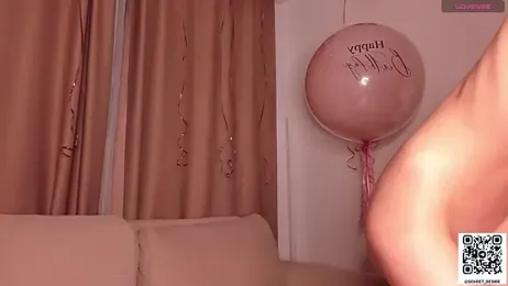 sincere_shyness webcam model stream image