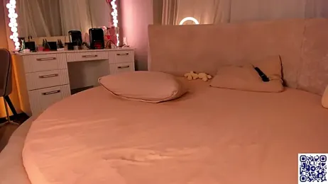 sincere_shyness webcam model stream image