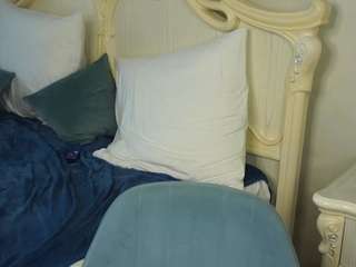 lynneaxtell webcam model stream image