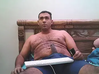 AlphaLatinoBear webcam model stream image