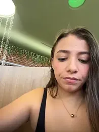 Hall_16 webcam model stream image