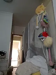 Q24Q- webcam model stream image