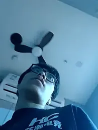 Q24Q- webcam model stream image