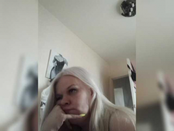Leila30 webcam model stream image