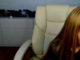 alinablond webcam model stream image
