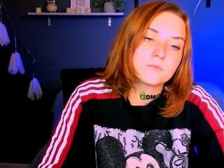 casey-meow webcam model stream image