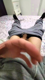 Atituderude webcam model stream image