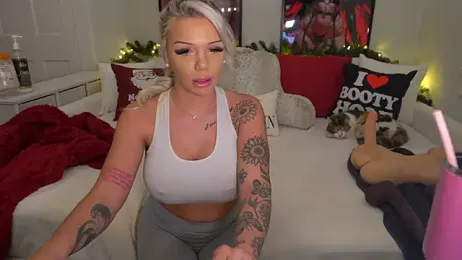 emmagray001 webcam stripchat model stream image