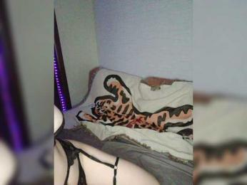 DrillBaby webcam model stream image