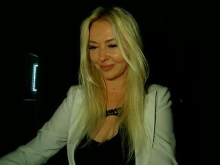 Afina Lamany webcam model stream image