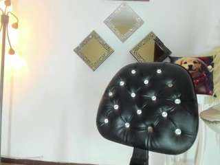 gilary webcam model stream image