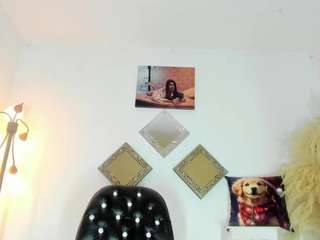 gilary webcam model stream image