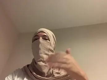 pearceo webcam model stream image