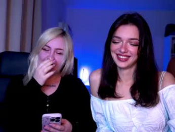 0_perfect_imperfection_0 webcam model stream image