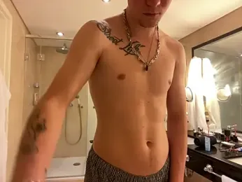 ukr0boy webcam stripchat model stream image