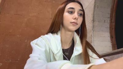 LexieVaka webcam model stream image