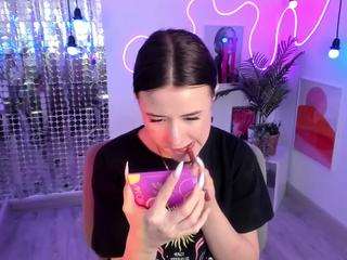 lilymoonlight webcam model stream image