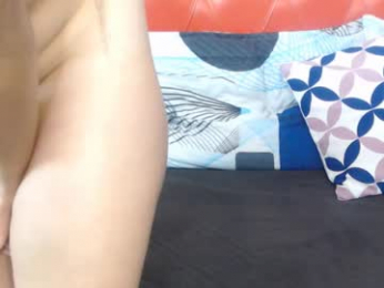 sharlotte__jones webcam model stream image