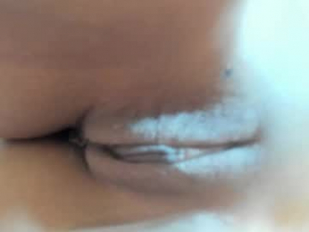 addicted_to_pleasure11_aws webcam model stream image