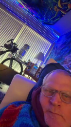 Starless webcam model stream image