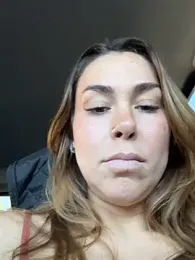 LeaGambit__ webcam model stream image