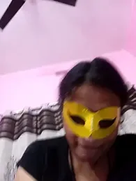 Gullapi webcam model stream image