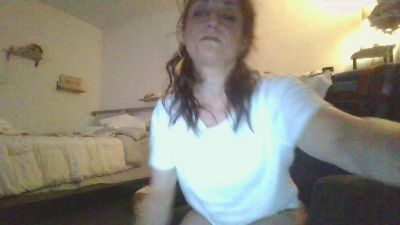 FoxyVivi webcam model stream image