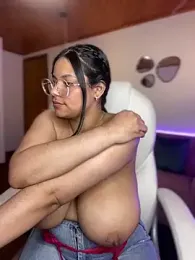Isabella_boobd webcam model stream image