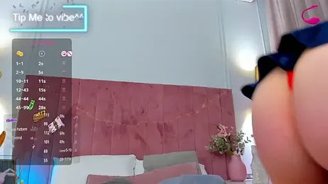 Mayzzie webcam model stream image