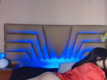 Crimsonsecretts webcam model stream image