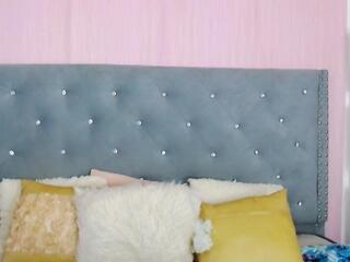 Ariana Sweet webcam model stream image