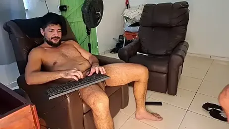 LUH133 webcam stripchat model stream image