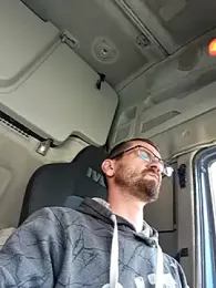 jozsi1995 webcam model stream image