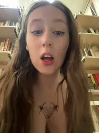 FroggyAnna webcam stripchat model stream image