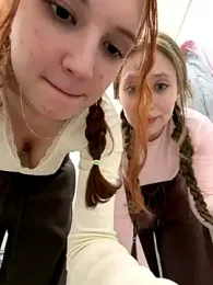 FroggyAnna webcam model stream image