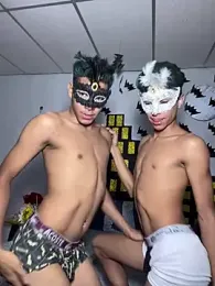 preston_and_slade webcam model stream image