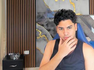 Lord Mackhenzy webcam model stream image