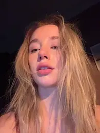 SSSATIVA_model webcam model stream image