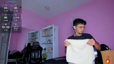 Ian_Castillo_ webcam stripchat model stream image