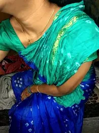 Telugu-Rowdy-pilla webcam model stream image