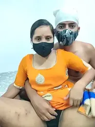 Your___Riya webcam model stream image