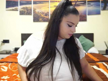 adellineee webcam bongacams model stream image