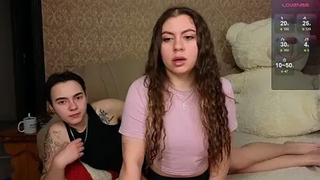 yourfav0ritegirls webcam model stream image